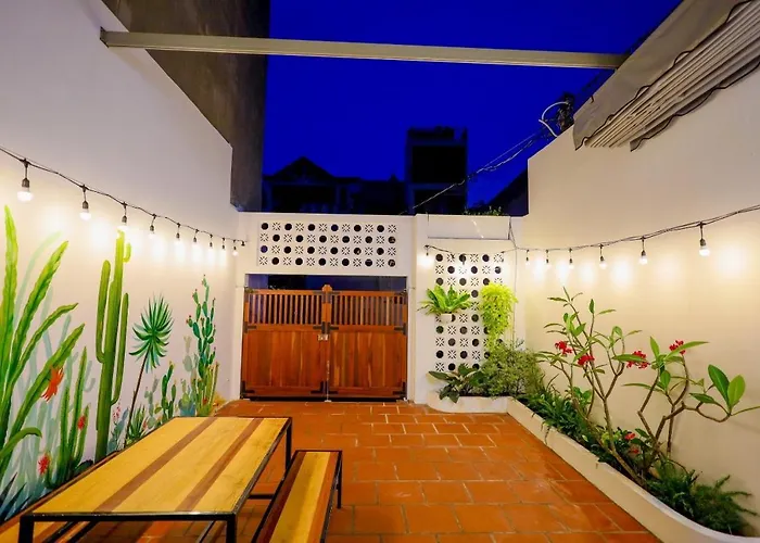 Sam Homestay * Nguyen Can * Nau Nuong Tu Do